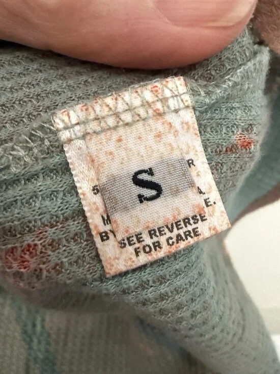 Butterfly Dropout Hoodie Top Small Boho Colorful Graphic V-Neck Pullover Mermaid - Picture 4 of 9